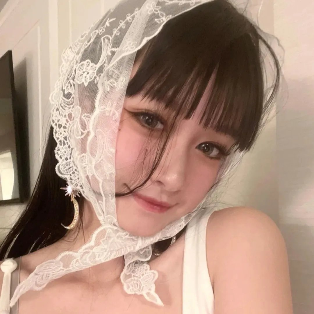 搭秋千的人